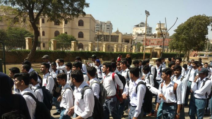 Students at Karachi University Protest Against Fee Increase